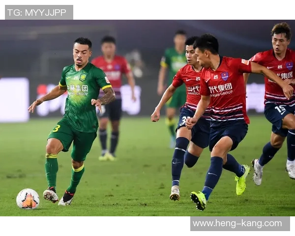 中超激战重庆当代迎战苏州队全力争胜展现球队实力与斗志