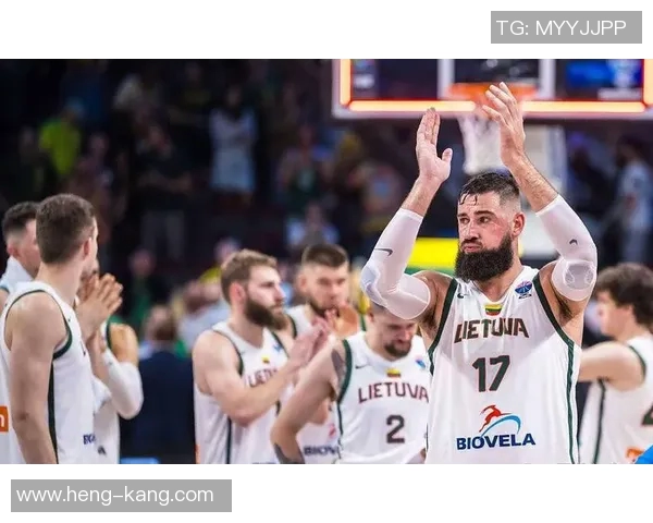 约纳斯瓦兰丘纳斯的篮球之路与职业生涯辉煌成就探讨