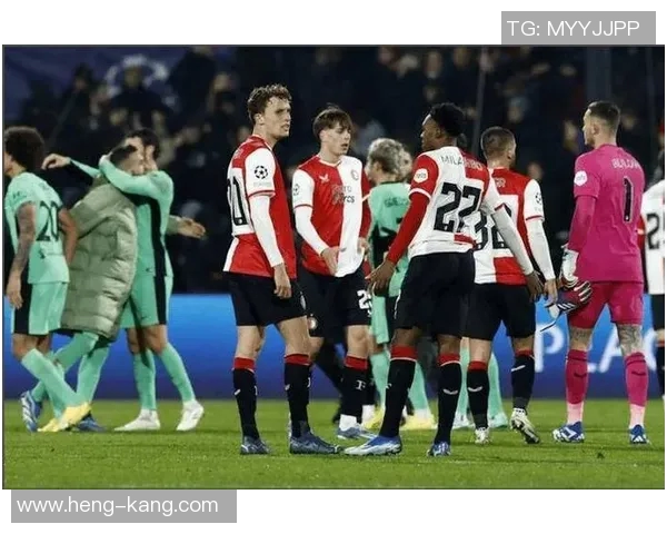 芬洛与福伦丹的激烈对决揭示荷甲赛季的精彩与悬念