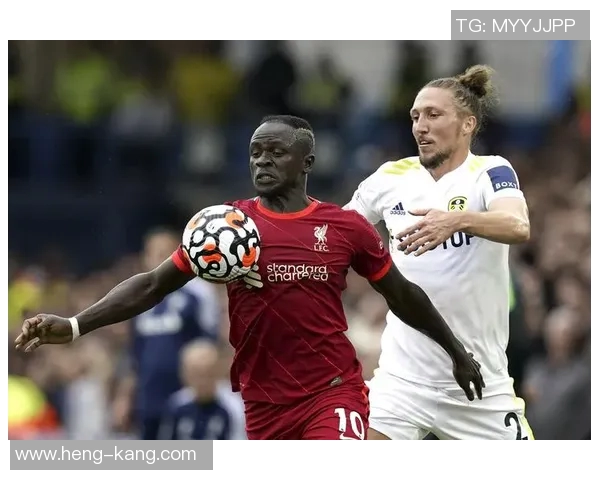 利物浦与利兹联激战成焦点双方进球精彩回顾与分析 利物浦与利兹联激战成焦点双方进球精彩回顾与分析