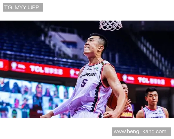 韩德君的篮球生涯回顾与未来展望：从青涩新星到CBA传奇的成长之路