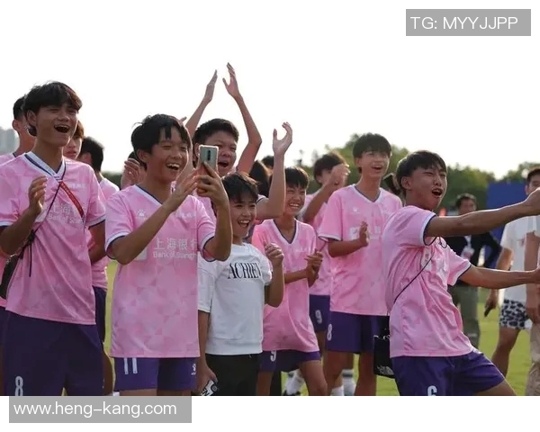 国家队与俱乐部的较量:谁才是足球发展的真正推动者 国家队与俱乐部的较量:谁才是足球发展的真正推动者