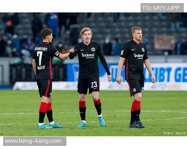 比勒菲尔德与汉诺威的激烈对决揭示德甲新赛季的竞争格局