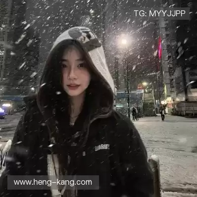 邹朵千